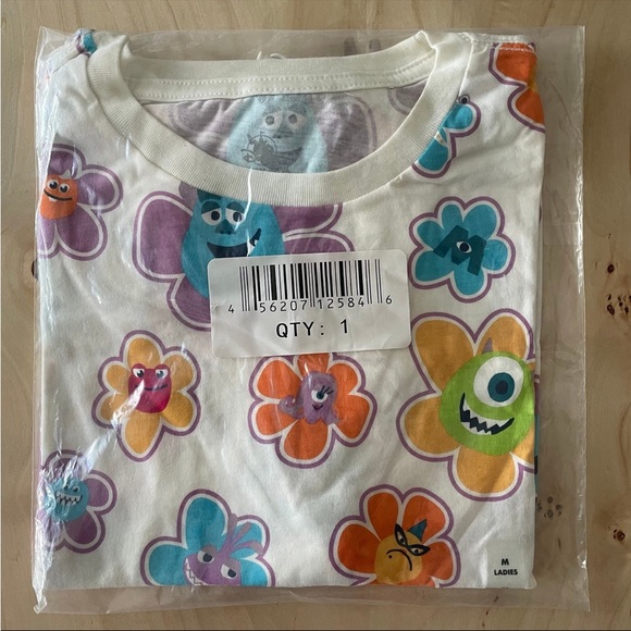 Disney Monsters, Inc Semi Crop Top Size - Medium - Picture 4 of 9
